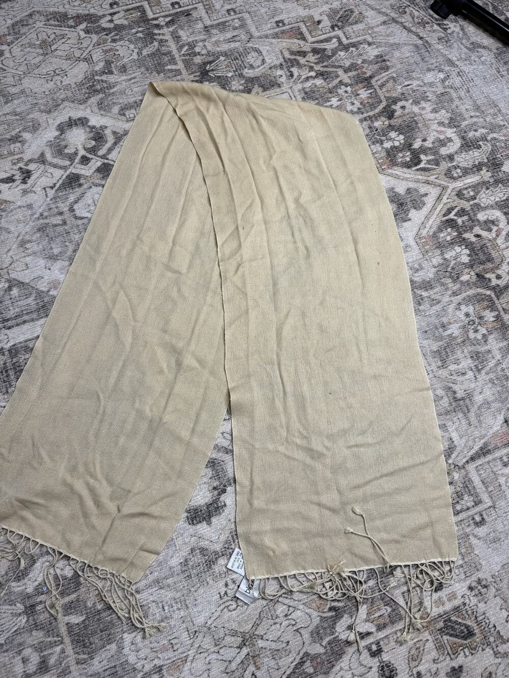 Bloomingdale's Silk Cashmere Wrap Scarf Fringe Beige Cream Women's One Size